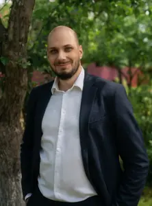 Виталий Исаков